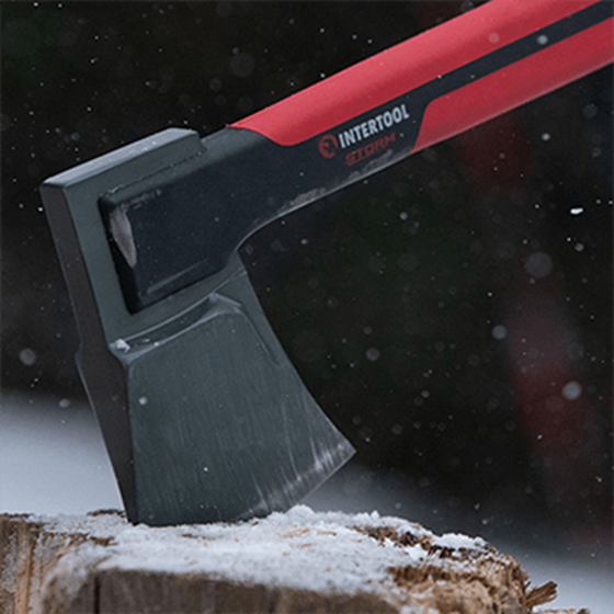 Топор 1230г ручка из фибергласса. STORM INTERTOOL